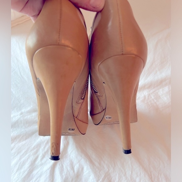💕 Vince Camuto “Elvin” Caramel Bootie Size 8 M - Picture 8 of 12